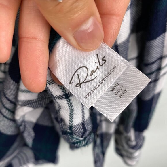 🦋 RAILS Hunter Button Up Plaid Flannel Navy Forest Size Small - Picture 5 of 8